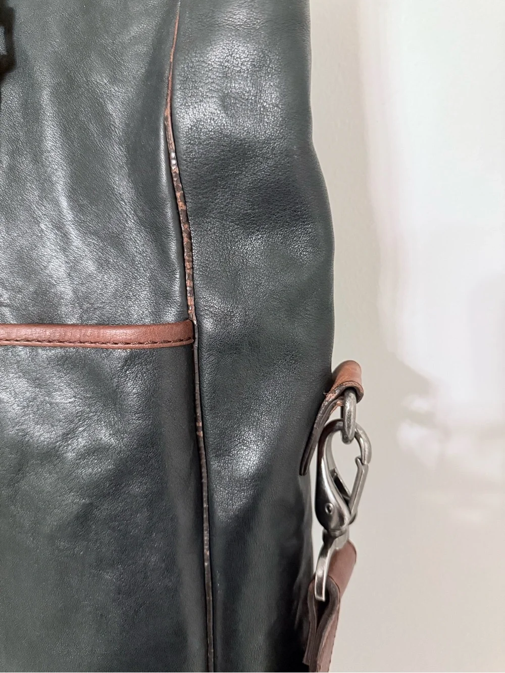 Cole Haan Vintage 15” Large Leather Messenger, Carry-on, Laptop, Shoulder Bag
